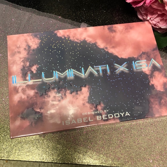 ✨ ILLUMINATI X ISA GLAM EYESHADOW PALETTE - Picture 2 of 10